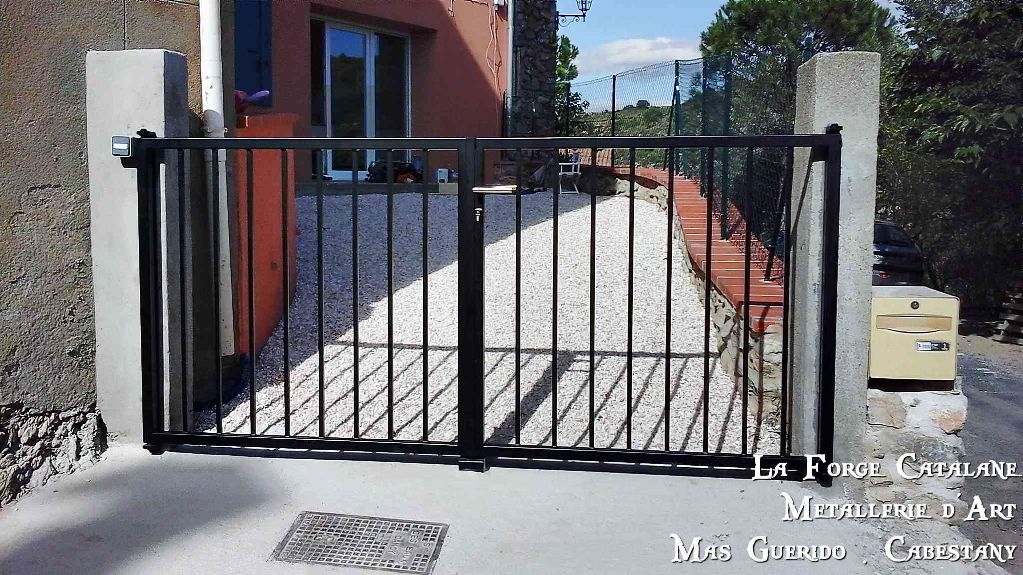 portail 2 vantaux fer La Forge Catalane Cabestany (2).jpg